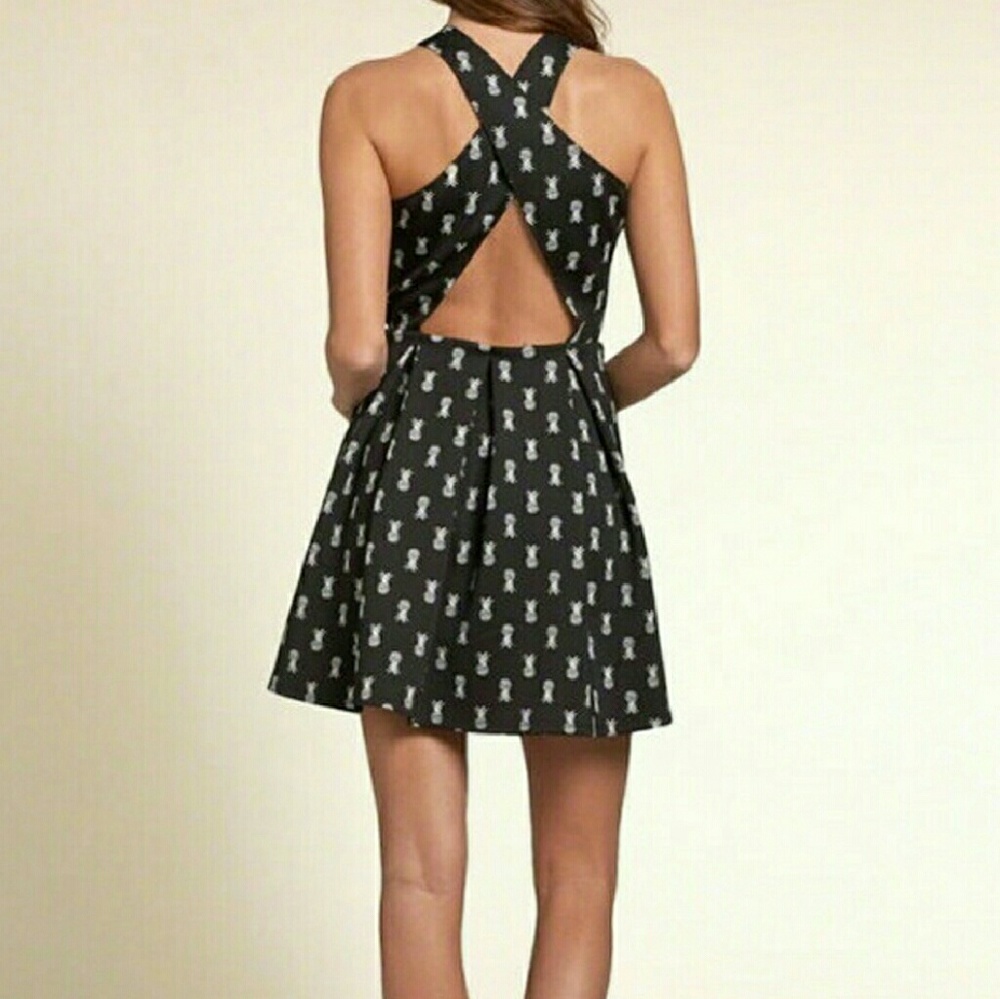 Black Pineapple Halter Dress by Hollister Size L - Picture 7 of 8